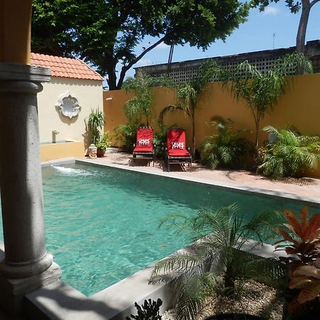 Ochenta Y Dos Bed & Breakfast & Spa Merida Exterior photo